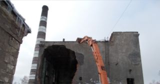 Промышленный демонтаж зданий Луга, цена от 2969 руб.